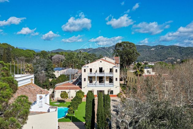 Foto 2 de Casa en venda a Argentona de 50 habitacions amb terrassa i piscina