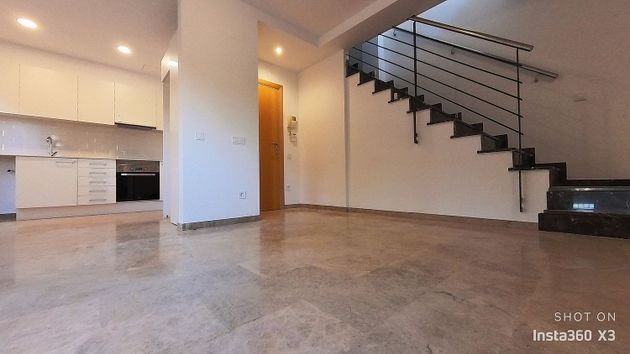 Foto 2 de Venta de dúplex en Centre - Sant Boi de Llobregat de 2 habitaciones con terraza y garaje