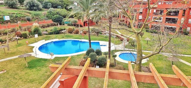 Foto 2 de Àtic en venda a calle Esparto de la Torre de 3 habitacions amb terrassa i piscina