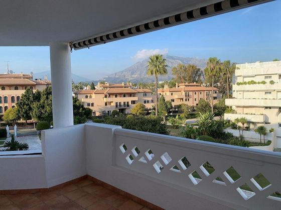 Foto 1 de Piso en alquiler en calle Los Granados de 4 habitaciones con terraza y piscina
