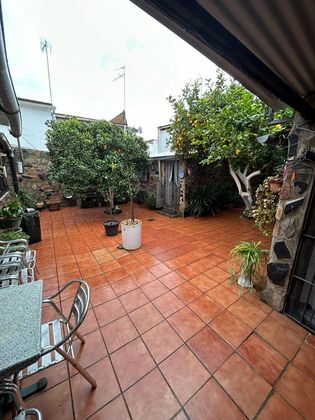 Foto 1 de Casa en venda a Avda. Elvas de 3 habitacions amb terrassa i jardí