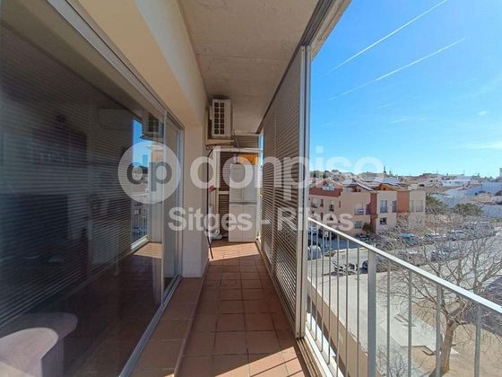 Foto 1 de Pis en venda a Sant Pere de Ribes Centro de 3 habitacions amb balcó i calefacció