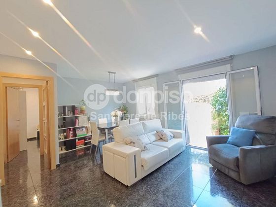 Foto 1 de Venta de piso en Sant Pere de Ribes Centro de 1 habitación con terraza y jardín