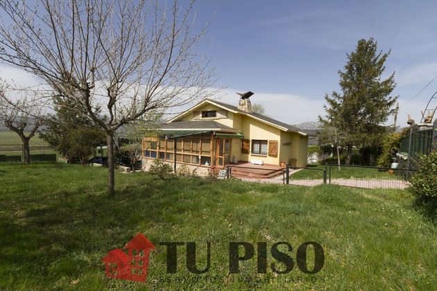 Foto 2 de Xalet en venda a Venturada Pueblo de 4 habitacions amb terrassa i garatge
