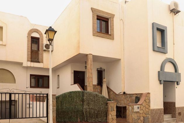 Foto 1 de Casa en venda a Carboneras de 3 habitacions amb terrassa i garatge