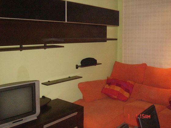Foto 1 de Venta de piso en Zubia (La) de 2 habitaciones con calefacción