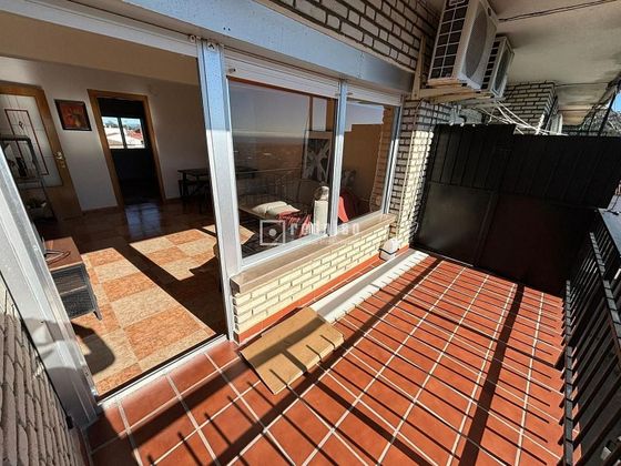 Foto 2 de Piso en venta en Cadalso de los Vidrios de 3 habitaciones con terraza y piscina