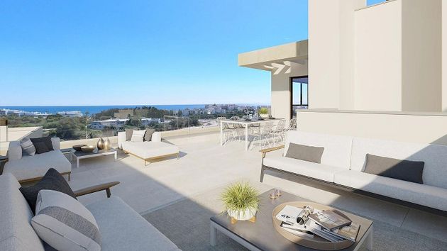 Foto 2 de Pis en venda a Estepona Oeste - Valle Romano - Bahía Dorada de 2 habitacions amb terrassa i piscina