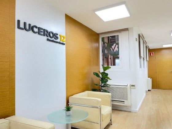 Foto 1 de Oficina en lloguer a plaza De Los Luceros de 350 m²