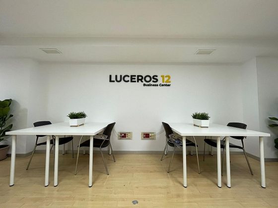 Foto 2 de Oficina en lloguer a plaza De Los Luceros de 11 m²