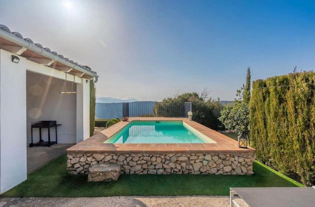 Foto 2 de Casa rural en venda a Villanueva del Rosario de 4 habitacions amb terrassa i piscina
