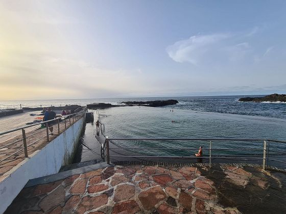 Foto 2 de Estudi en lloguer a calle Mesa del Mar amb terrassa i piscina