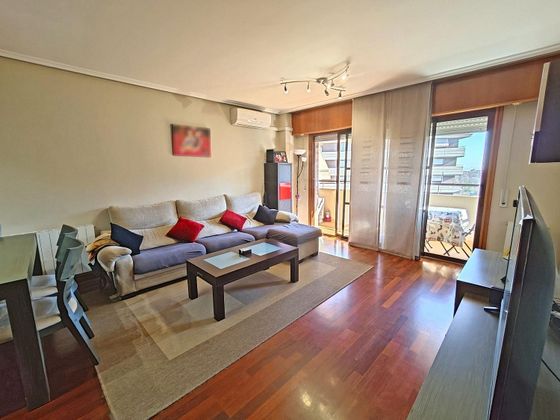 Foto 2 de Dúplex en venta en Castellarnau - Can Llong de 4 habitaciones con terraza y piscina