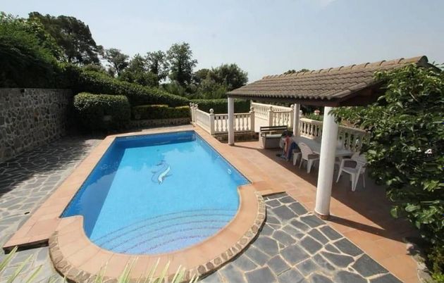 Foto 2 de Casa rural en venda a Residencial Park de 6 habitacions amb terrassa i piscina