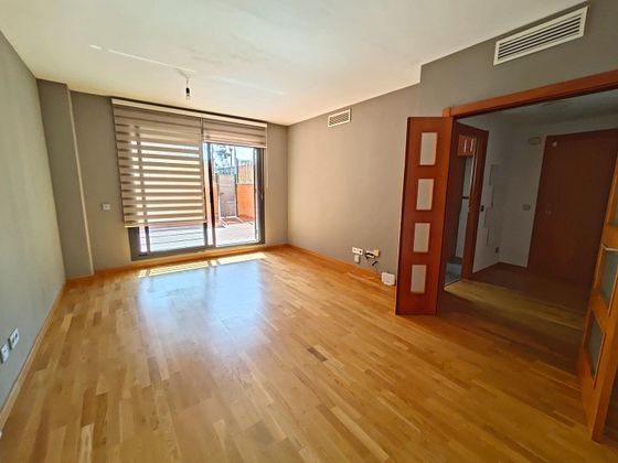 Foto 2 de Piso en venta en Castellarnau - Can Llong de 2 habitaciones con terraza y piscina
