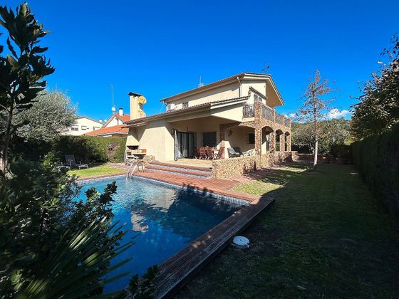 Foto 1 de Casa en venda a Sant Esteve de Palautordera de 3 habitacions amb terrassa i piscina