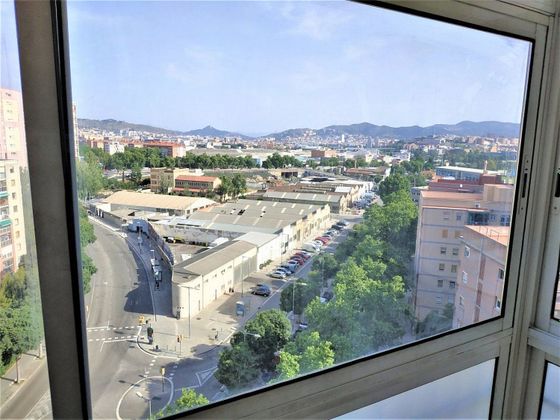 Foto 2 de Venta de piso en Sant Adrià de Besos de 3 habitaciones con aire acondicionado y calefacción