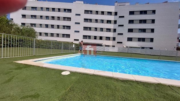 Foto 1 de Pis en venda a Can Feu - Can Gambús - Hostafrancs de 3 habitacions amb terrassa i piscina