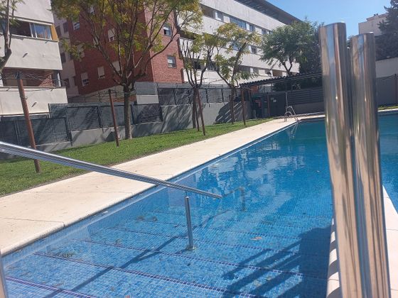 Foto 2 de Pis en venda a Nuevo Bulevar de 4 habitacions amb terrassa i piscina