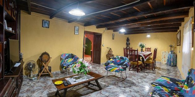 Foto 2 de Casa en venda a Valverde de 3 habitacions amb terrassa i garatge
