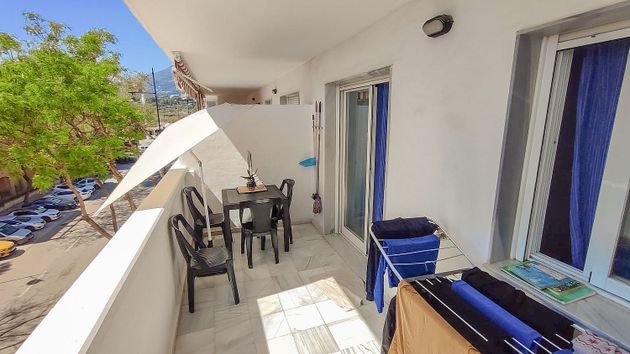 Foto 2 de Venta de piso en calle Malvarrosa de 2 habitaciones con terraza y piscina