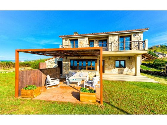 Foto 2 de Casa en venda a Carnota de 2 habitacions amb terrassa i garatge