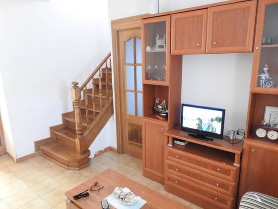 Foto 2 de Casa en venda a Cariño de 4 habitacions i 90 m²