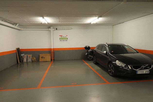 Foto 2 de Venta de garaje en calle Ortiz de Zarate de 17 m²