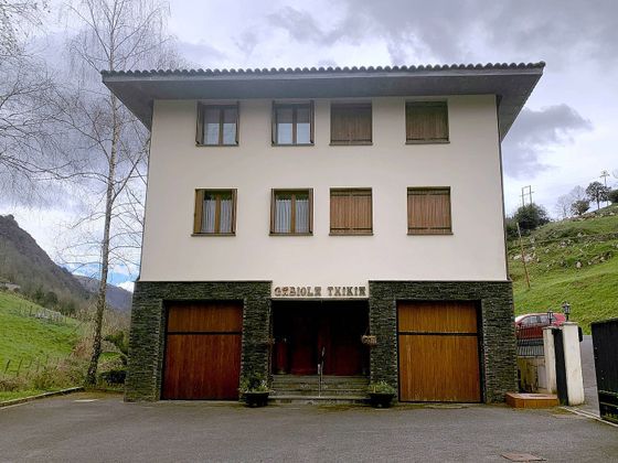 Foto 1 de Casa en venda a Mendaro de 3 habitacions amb terrassa i garatge