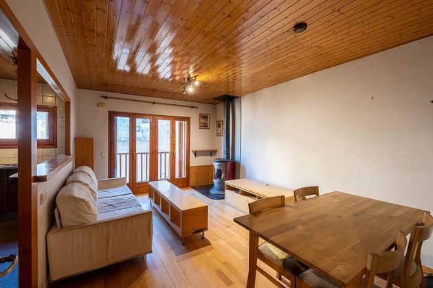 Foto 2 de Venta de piso en Alp de 3 habitaciones con garaje y balcón