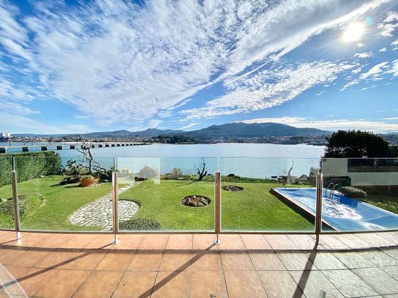 Foto 2 de Xalet en venda a Coruxo - Oia - Saiáns de 8 habitacions amb terrassa i piscina