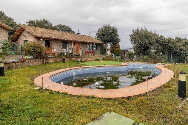 Foto 2 de Xalet en venda a Ituero y Lama de 6 habitacions amb piscina i jardí