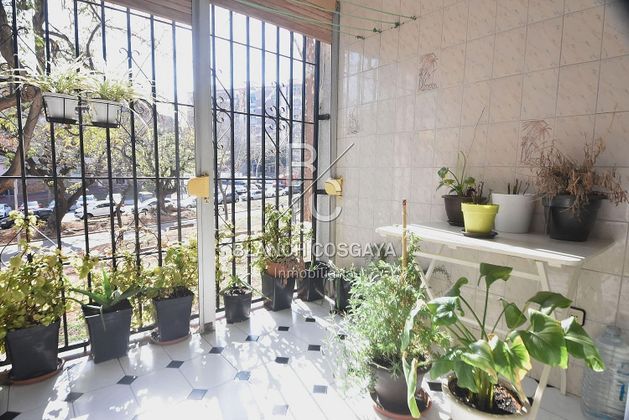 Foto 1 de Piso en venta en La Guineueta de 4 habitaciones con terraza y balcón