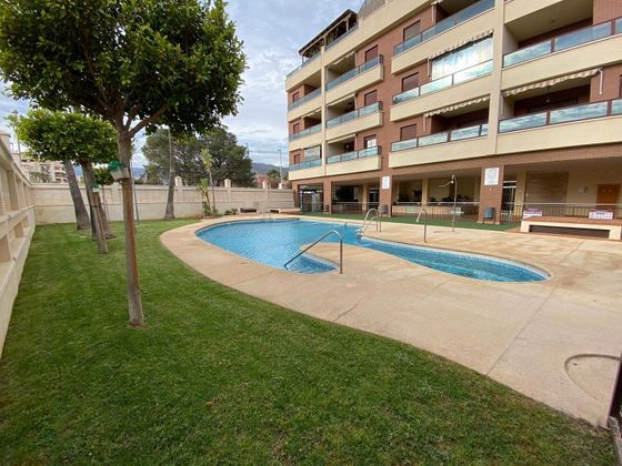 Foto 2 de Alquiler de piso en calle Nino Bravo de 2 habitaciones con terraza y piscina