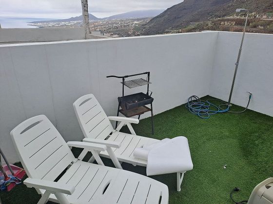 Foto 1 de Alquiler de piso en Igueste de Candelaria de 1 habitación con terraza y muebles