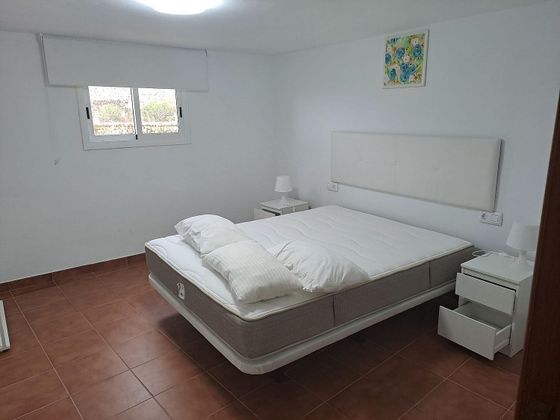 Foto 2 de Alquiler de piso en Igueste de Candelaria de 1 habitación con terraza y muebles