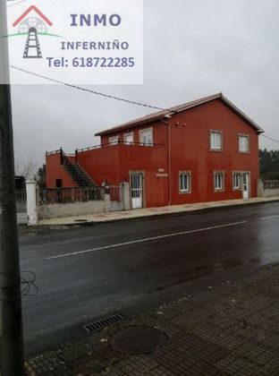 Foto 1 de Casa en venda a Piñeiros- Freixeiro de 3 habitacions amb terrassa i garatge