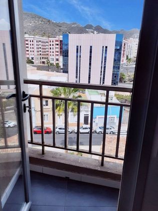 Foto 2 de Pis en venda a La Salle - Cuatro Torres de 4 habitacions amb terrassa i garatge
