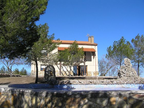Foto 2 de Casa rural en venda a calle Finca Los Almendros de 2 habitacions amb terrassa i piscina