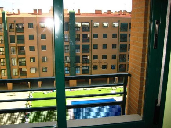 Foto 2 de Pis en venda a calle Fuente Nueva de 3 habitacions amb terrassa i piscina