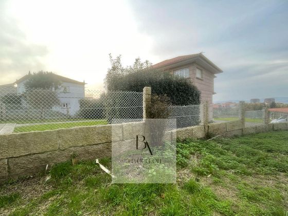 Foto 2 de Xalet en venda a calle Cantabria de 4 habitacions amb terrassa i jardí