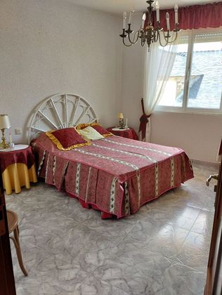 Foto 2 de Casa en venda a Villardeciervos de 3 habitacions amb terrassa i balcó
