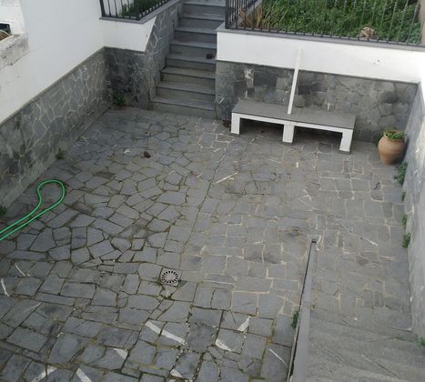 Foto 2 de Venta de piso en Jerez de los Caballeros de 3 habitaciones con terraza y jardín
