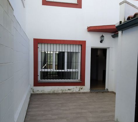 Foto 2 de Casa en venda a Santos de Maimona (Los) de 3 habitacions amb terrassa i garatge