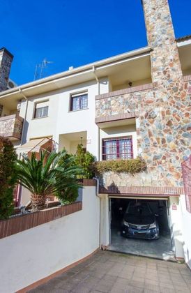 Foto 2 de Casa en venta en Huerta Rosales - Valdepasillas de 5 habitaciones con terraza y garaje