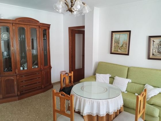 Foto 2 de Pis en venda a Jerez de los Caballeros de 4 habitacions amb balcó i aire acondicionat