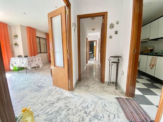 Foto 2 de Piso en venta en Olivenza de 3 habitaciones con balcón y aire acondicionado