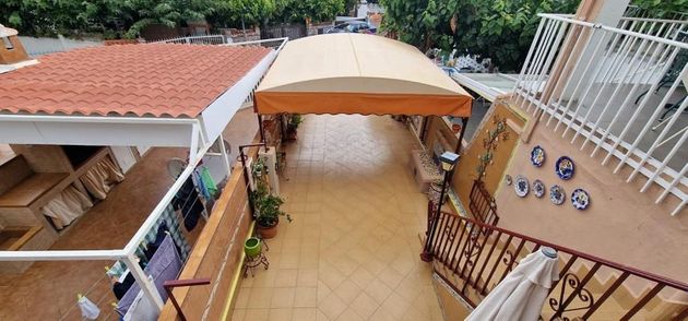 Foto 2 de Casa en venda a calle Del Mestral de 4 habitacions amb terrassa