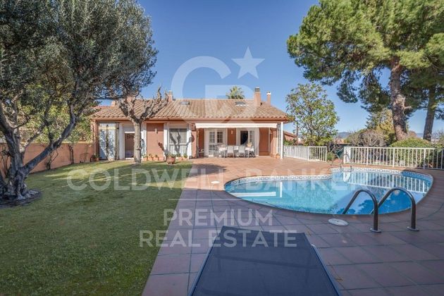 Foto 2 de Chalet en venta en Sant Quirze Parc- Vallsuau - Castellet de 6 habitaciones con piscina