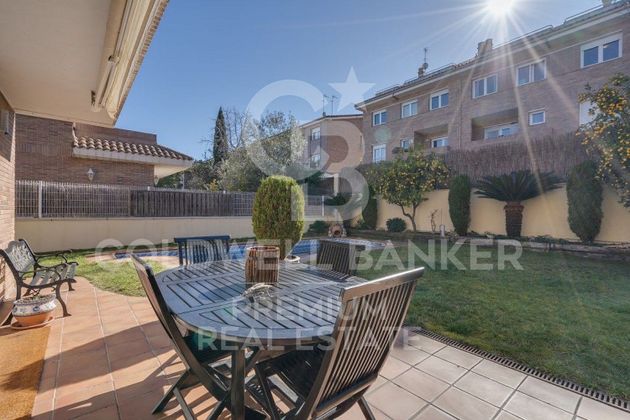 Foto 1 de Casa en venta en Sant Quirze Parc- Vallsuau - Castellet de 5 habitaciones con terraza y piscina